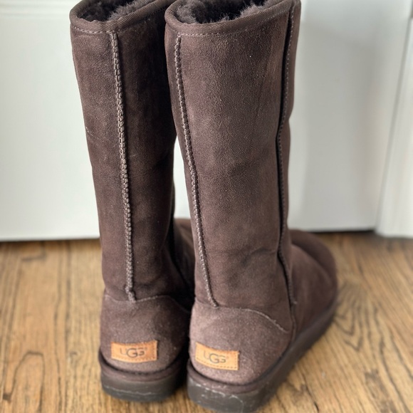 Classic Ugg Tall - Picture 3 of 7